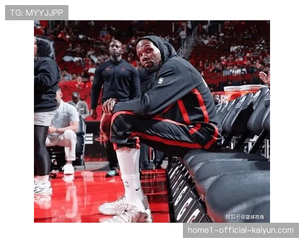 杜兰特三节打卡下班高效砍25分5篮板6助攻 火箭大胜爵士关键 杜兰特三节打卡下班高效砍25分5篮板6助攻 火箭大胜爵士关键